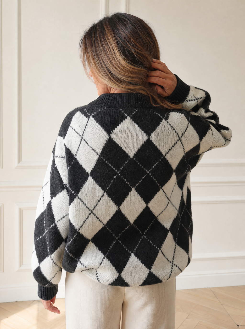 Argyle Pattern Collared Pullover Sweater - back