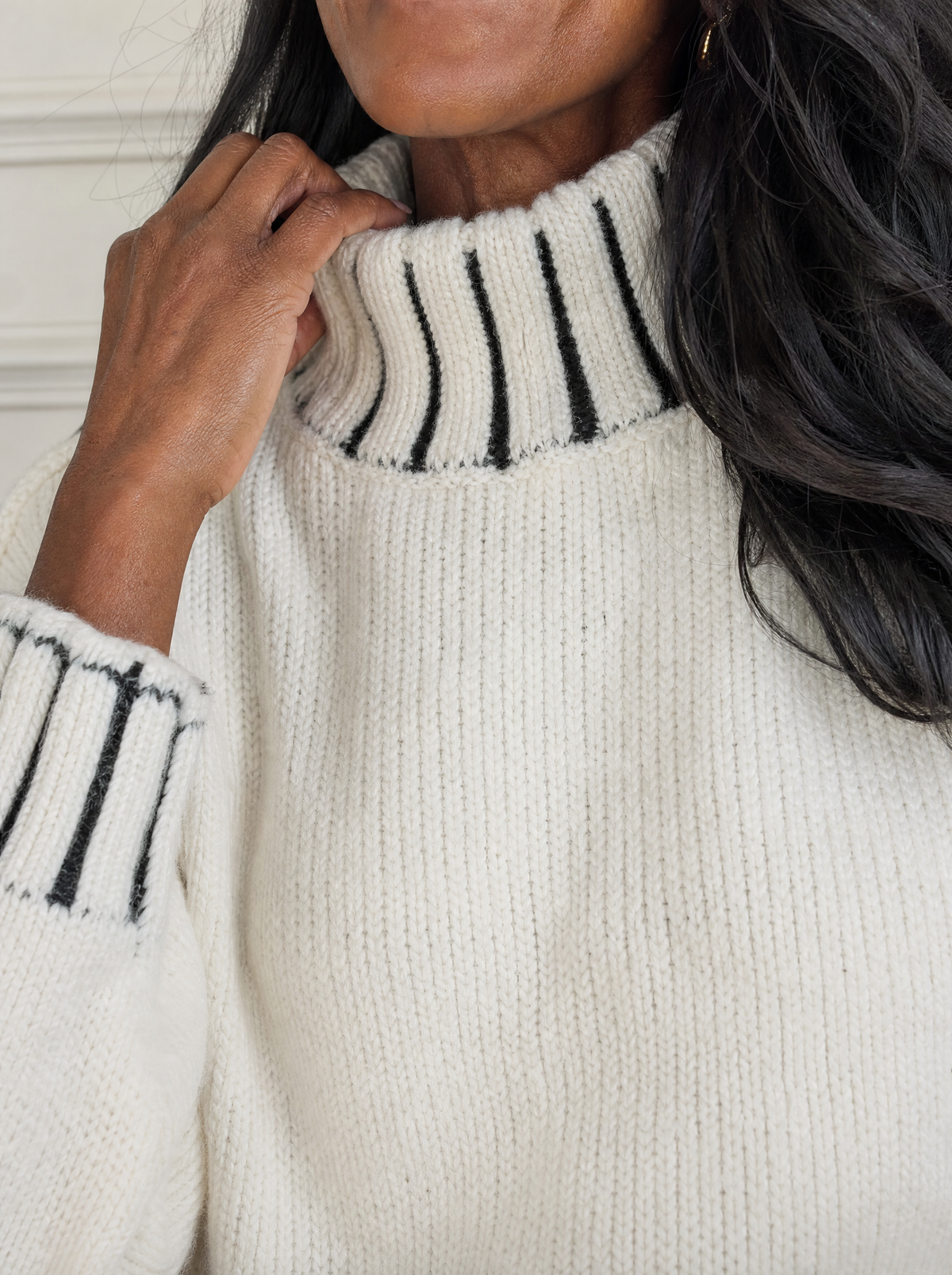 Turtleneck Dropped Shoulder Sweater - detail