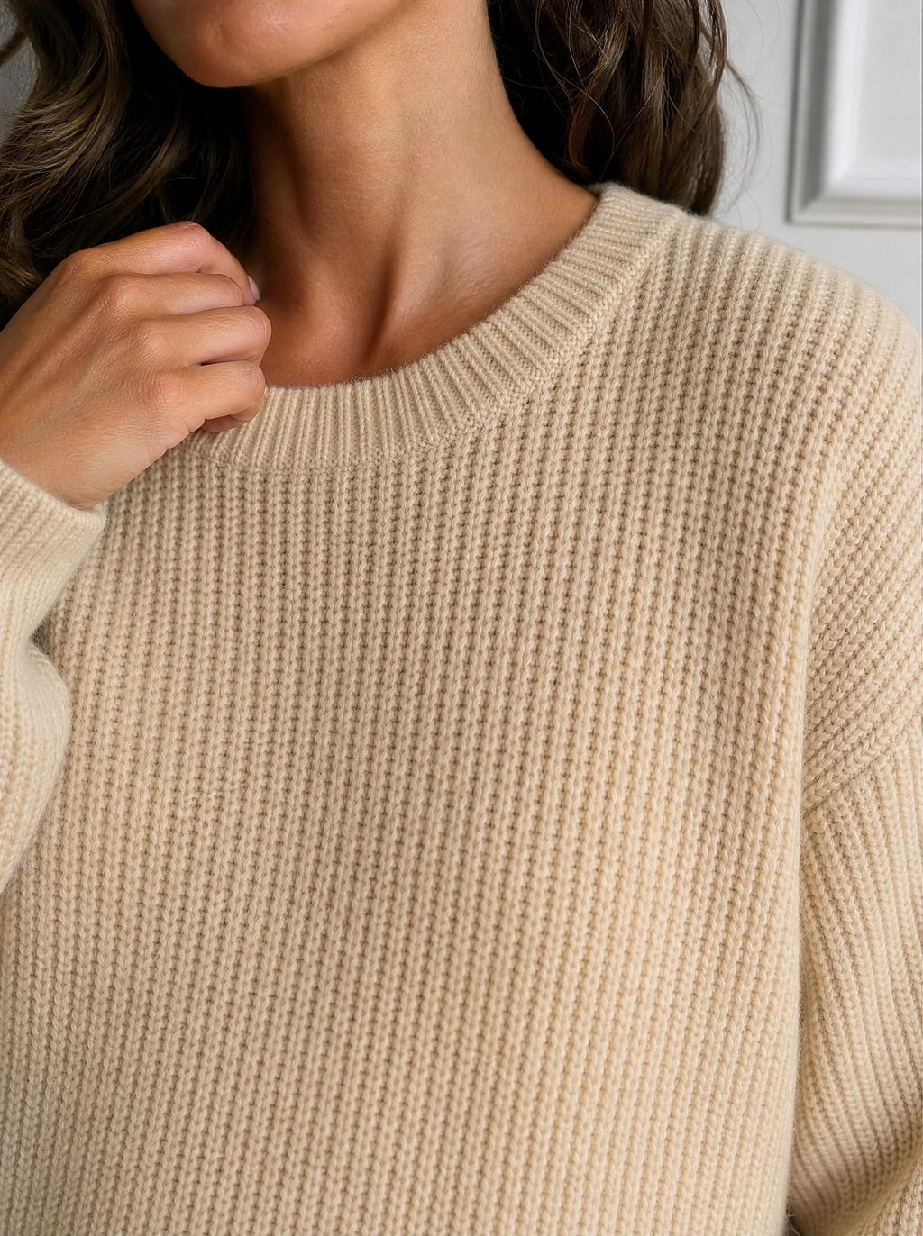 Side-Slit Dropped Shoulder Sweater - detail