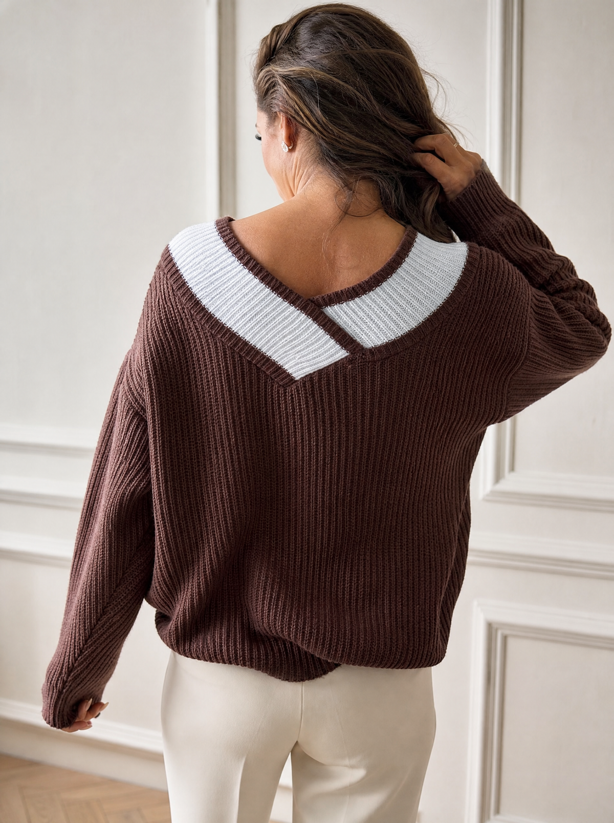 Contrast Trim V-Neck Ribbed Sweater - back