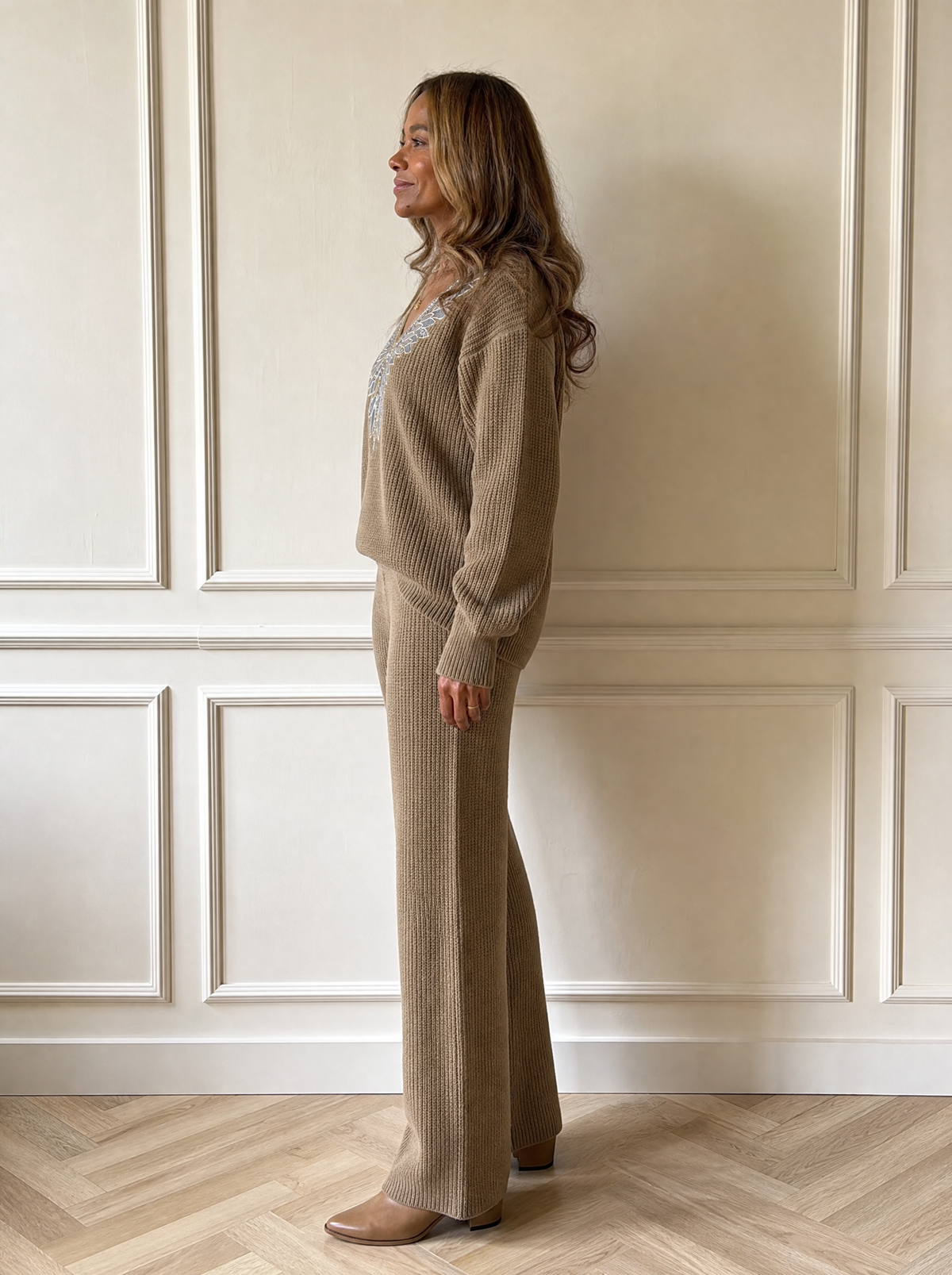 V-Neck Sweater and Pants Sweater Set - side