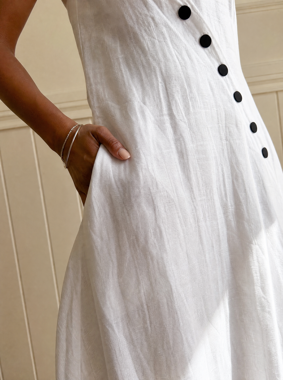 Sleeveless Button-Down Midi Dress - detail