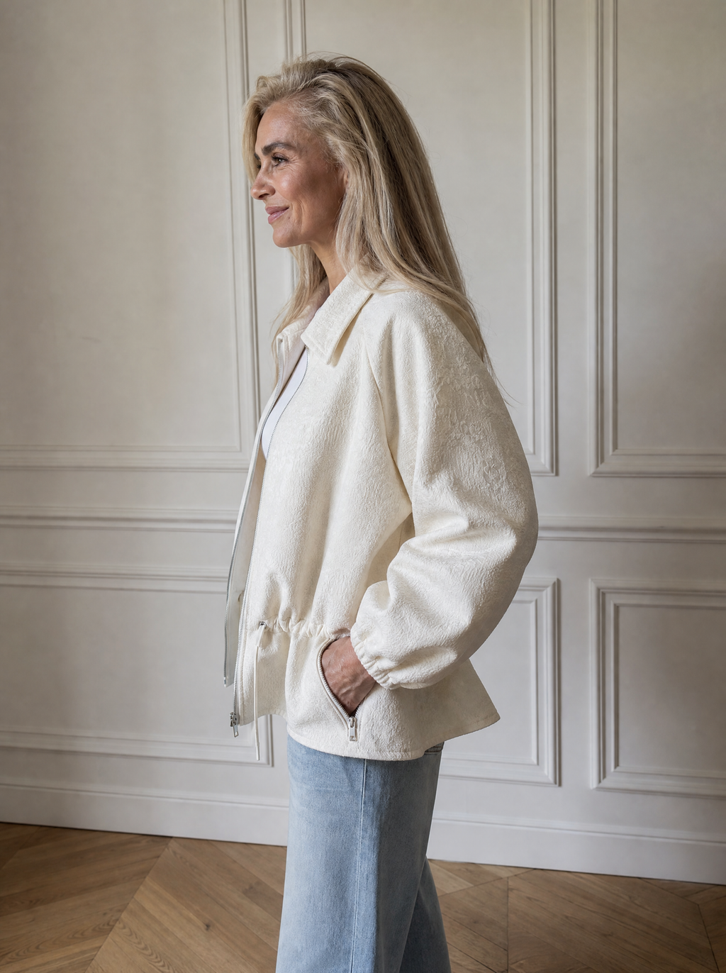 Jacquard Zip-Up Peplum Jacket - side